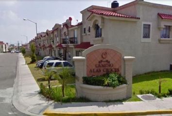 Casa en condominio en  Camino A Las Cruces, Urbi Quinta Montecarlo, Cuautitlán Izcalli, Estado De México, México