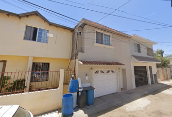 Casa en  Versalles, Villa Del Real 1ra Sección, Ensenada, Baja California, México