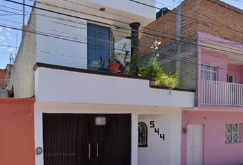 Casa en  Magnolia, Las Flores, Morelia, Michoacán, México