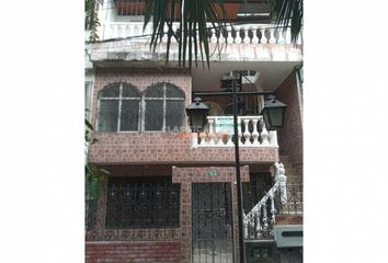 Casa en  Calle 66a #11-38, Comuna 8, Cali, Valle Del Cauca, Colombia