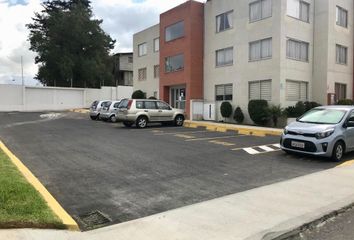 Departamento en  Av. Manuel Córdova Galarza, Pomasqui, Quito, Ecuador