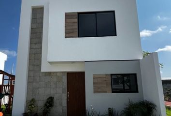 Casa en condominio en  Avenida Camino De Santiago, Fraccionamiento La Rioja, Aguascalientes, 20326, Mex