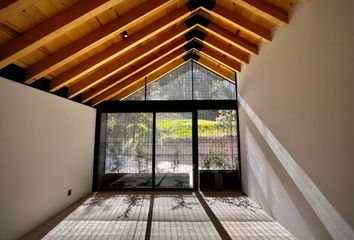 Casa en  Avandaro, Valle De Bravo, Estado De México, México