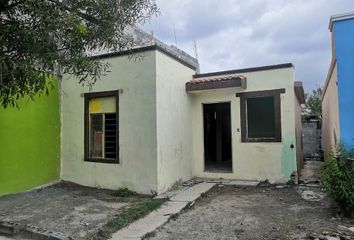 Casa en  Portal De Las Salinas. Cienega De Flores, Nl, Portal De Las Salinas, Nuevo León, México