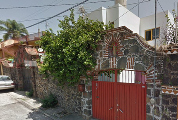 Casa en  Cortes Cuerna, Calle Nueva Inglaterra, San Cristobal, Cuernavaca, Morelos, México