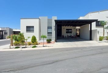 Casa en fraccionamiento en  Cárdeno Residencial, Calle Reyes Norte, Cárdeno Residencial, Hermosillo, Sonora, México