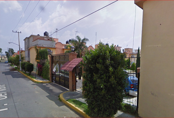 Casa en condominio en  Valle Dorado 10, Mz 007, Unidad San Buenaventura, San Buenaventura, Estado De México, México