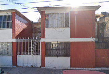 Casa en  Valle Diez Mil Humos 10, Mz 044, Valle De Aragon 1ra Secc, 57100 Cdad. Nezahualcóyotl, Méx., México
