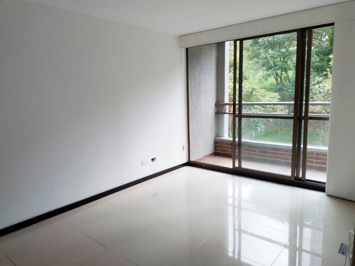 Apartamento en arriendo Loma de los González (Suroriente) en Loma De Los Gonzalez