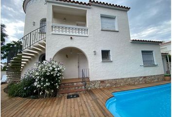 Chalet en  Empuriabrava, Girona Provincia