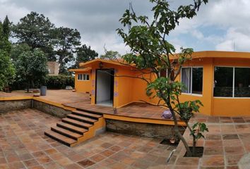 Casa en  Calle Chalma Sur 420, Lomas De Atzingo, Cuernavaca, Morelos, México