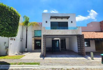 Casa en fraccionamiento en  Calle Paseo Milán, Cluster 888, San Andrés Cholula, Puebla, 72830, Mex
