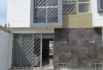 Casa en condominio en  Zócalo De Emiliano Zapata, Avenida Emiliano Zapata, Centro, Emiliano Zapata, Morelos, México