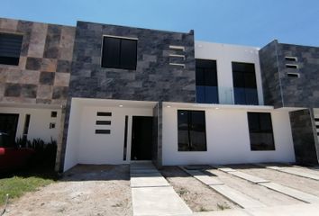 Casa en fraccionamiento en  Calle Mariano Escobedo 104, Centro, Pachuquilla, Estado De Hidalgo, México