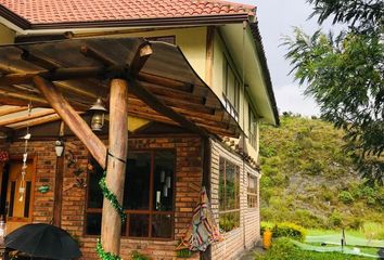 Casa en  Iglesia Católica De San Juan Pamba, Via A Jadan, Llacao, Cuenca, Ecuador