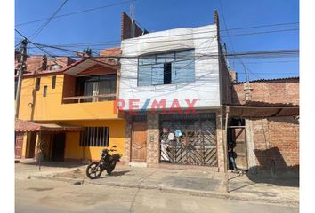 Casa en  Calle Hermanos Pinzón 810, Cuadra 8, Zona 2, Víctor Larco Herrera, Trujillo, La Libertad, 13009, Per