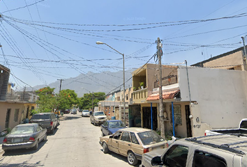 Casa en  Granado, El Frutal, 66367 Cdad. Santa Catarina, N.l., México