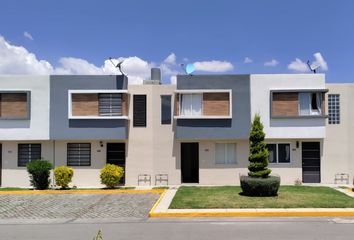 Casa en fraccionamiento en  Boulevard Valle San Pedro, Ojo De Agua, Estado De México, México