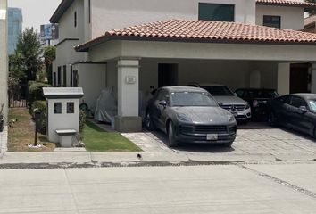 Casa en  La Vista Country Club, Vía Atlixcáyotl, Sta María Tonanzintla, San Andrés Cholula, Puebla, México