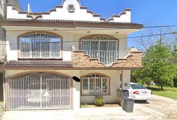 Casa en  Tulipanes, Blancas Mariposas, 86170 Villahermosa, Tab., México