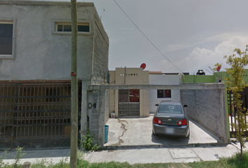 Casa en fraccionamiento en  Calle De La Comunicación, Sin Nombre De Colonia 70, Monterrey, Nuevo León, México