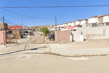 Casa en fraccionamiento en  Del Renee 16203, Los Valles, Tijuana, Baja California, México