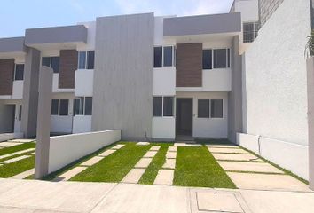 Casa en condominio en  Calle Camino Real, Ahuatepec, Cuernavaca, Morelos, 62300, Mex