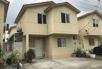 Casa en  Urbanización Villa Bonita Etapa 4 Interna, Guayaquil, Ecuador