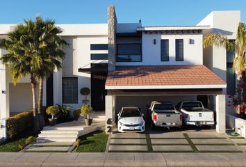 Casa en  Lago Del Cisne, Los Lagos, Hermosillo, Sonora, México