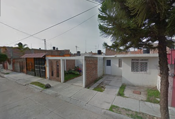 Casa en  Pachuca 258, Jardines De La Hacienda, 36515 Irapuato, Gto., México