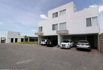 Casa en  Fraccionamiento El Manantial Javer, Manantial Residencial, Prolongación Corregidora Norte, Quinta La Laborcilla, Santiago De Querétaro, Querétaro, México