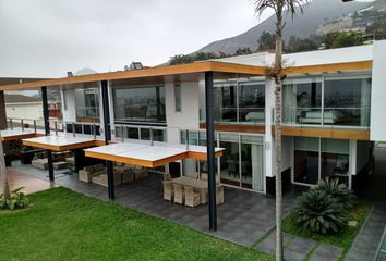 Casa en  Santiago De Surco, Lima