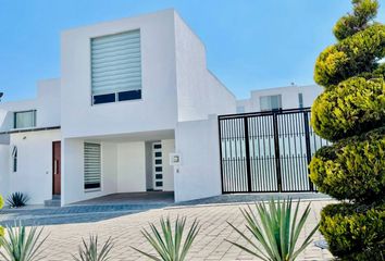 Casa en fraccionamiento en  Farasi, Haras Del Bosque, Cuautinchán, Puebla, México