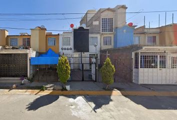 Casa en fraccionamiento en  Real Del Parral 9, Sin Nombre, Chicoloapan De Juárez, Estado De México, México