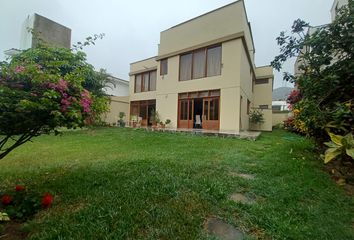 Casa en  Eucaliptos, La Molina, Perú