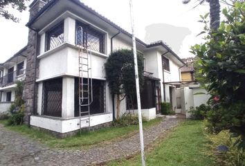 Casa en  El Dorado, Itchimbía, Quito