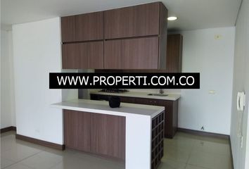 Apartamento en  Castropol Plaza, Carrera 42, El Poblado, Medellín, Antioquia, Colombia