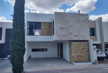 Casa en fraccionamiento en  Calle Horizonte, Fracc Horizontes Residencial, San Luis Potosí, 78216, Mex