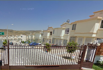 Casa en fraccionamiento en  Monte Blanco, Urbiquinta Del Cedro, Tijuana, Baja California, México