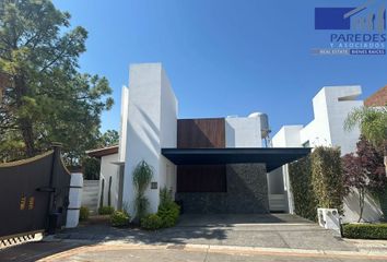 Casa en condominio en  Villa Lomas Del Paraíso A, Zona Sin Asignación De Nombre De Colonia, Morelia, Michoacán, México
