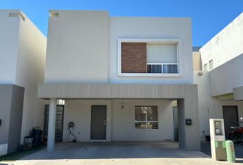 Casa en fraccionamiento en  Via Brescia, Juárez, Chihuahua, México