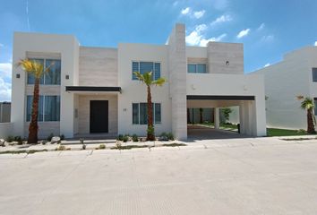 Casa en fraccionamiento en  La Coruña Residencial, Hermosillo, Sonora, México