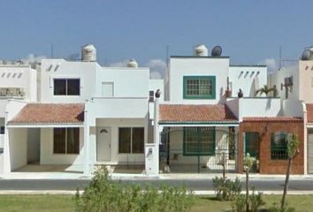 Casa en  Calle Paseo De Andalucia 61, La Toscana, Playa Del Carmen, Quintana Roo, México