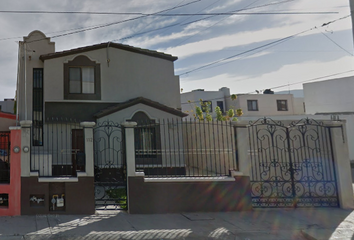 Casa en  Pino, El Baluarte, Saltillo, Coahuila De Zaragoza, México