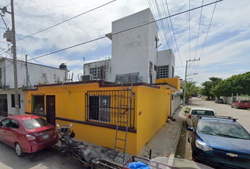 Casa en  Ciricote 39, Entre Dzalam Y Pich, Maderas, Ciudad Del Carmen, Campeche, México