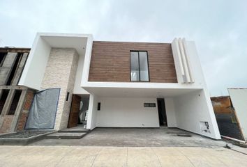 Casa en fraccionamiento en  Tres Marías Lindavista, Morelia, Michoacán, México