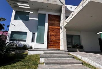 Casa en  Lomas De Cocoyoc, Fraccionamiento Lomas De Cocoyoc, Morelos, México