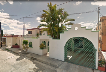 Casa en  Calle 21, Jardines De Miraflores, Mérida, Yucatán, México