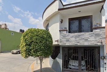 Casa en  Circuito De Los Robles 100, Ciudad Satelite, León, Guanajuato, México