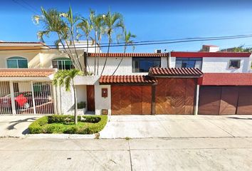 Casa en  La Estancia, Zapopan, Zapopan, Jalisco